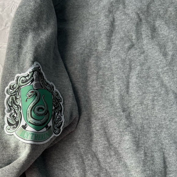 Slytherin Harry Potter Sweatshirt - Picture 5 of 6